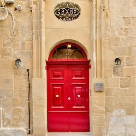 Old 6 By Vallettastay * Valletta