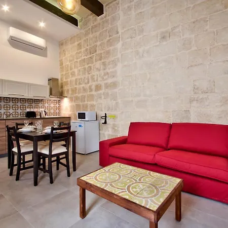 Old 6 By Vallettastay *