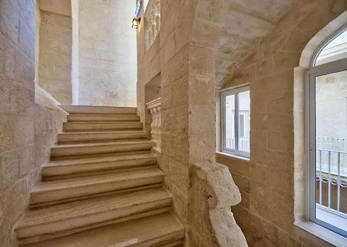 Old 6 By Vallettastay *